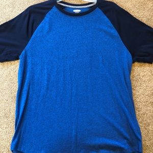 5/$20 Old Navy mens medium T-shirt. 5/$20 SALE JUST BUNDLE
